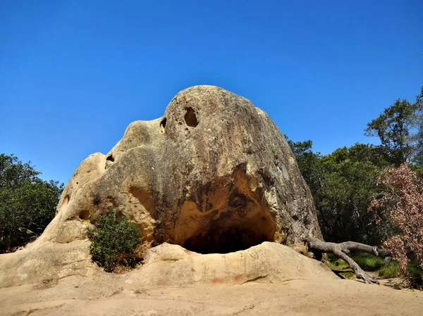 Roccia naturale insolita — Foto Stock