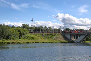 Ne zaman köprü üzerinden Moskova Nehri, Rusya Federasyonu