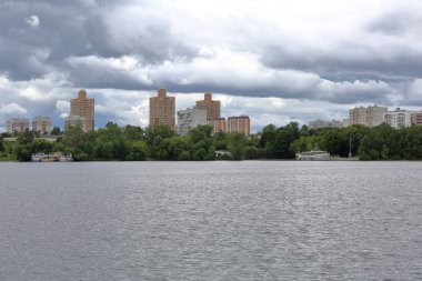 Moskova Nehri kıyısında konut gayrimenkul, Rusya