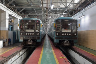 Metro servis istasyonunda. Moskova, Rusya