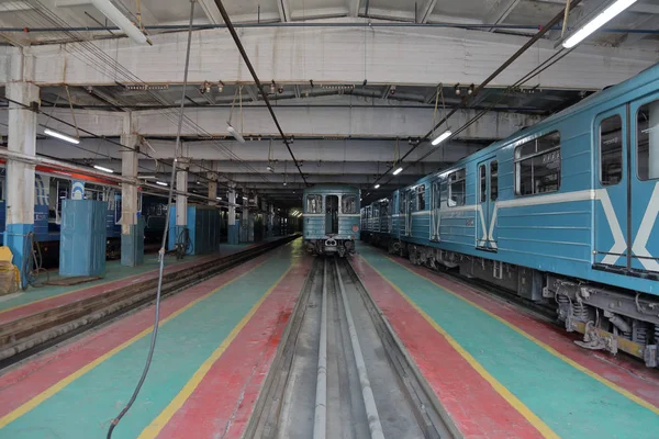 Metró vonatszervíz raktár. Moszkva, Oroszország — Stock Fotó