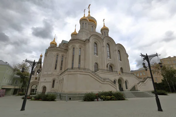 Temple du monastère Sretensky. Moscou, Russie — Photo