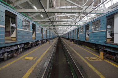 Metro servis istasyonunda. Moskova, Rusya