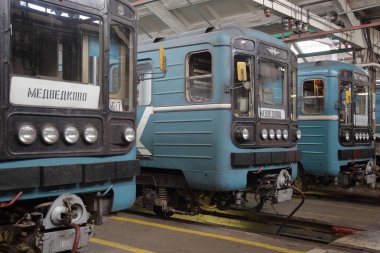 Metro servis istasyonunda. Moskova, Rusya