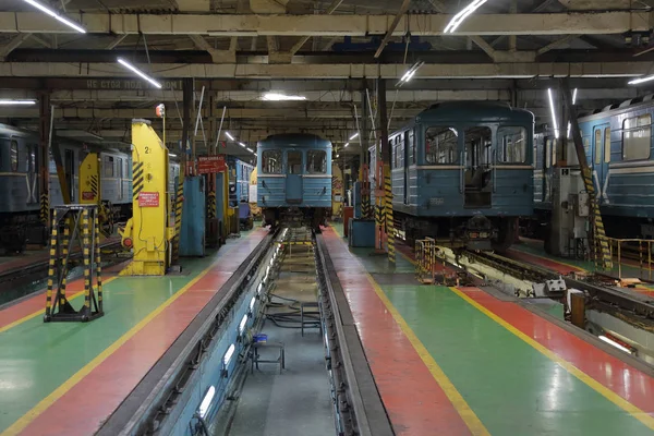 Depósito de servicio de trenes subterráneos. Moscú, Rusia — Foto de Stock