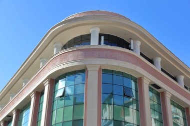 Krasnaya Polyana tatil beldesinin yerel mimarisi, Sochi, Rusya