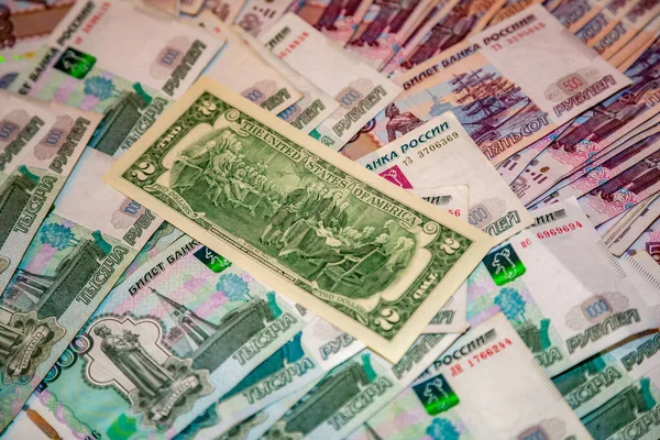 Modern Geld Russische Roebel Papieren Rekeningen Tafel Gelegd — Stockfoto