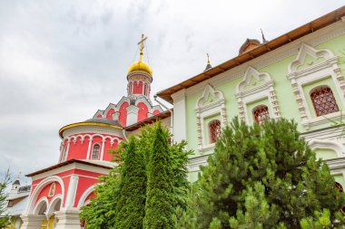 Pavlovskaya Sloboda, Rusya - 26 Temmuz 2020: Tapınak kompleksinin dışı