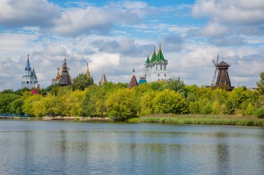 Moskova, Rusya - 16 Ağustos 2020: İzmailovo 'daki Kremlin binaları kompleksi. Benzersiz modern kültür ve eğlence merkezi