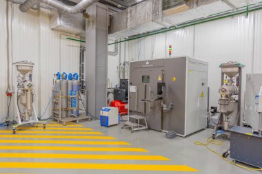 Moskova, Rusya - 9 Eylül 2020: Programlanabilir 3D baskı için özel profesyonel ekipman. SIU Sistem Fabrikasının Endüstriyel Atölyesi