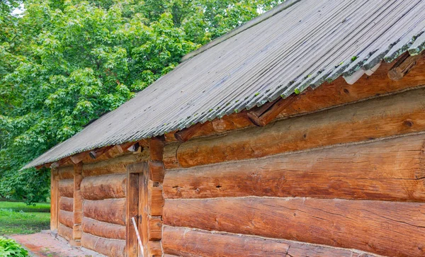 Extérieur Une Ancienne Maison Bois Rond Dans Forêt — Photo