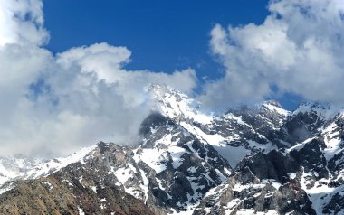 Kazakistan dağları yedekte