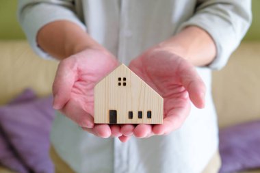 Asyalı erkeklerin seçici odak noktası ev sahipliği kavramını temsil ediyor. Hayat planlaması başarı amacı ve başarıya ulaşmaktır.. 