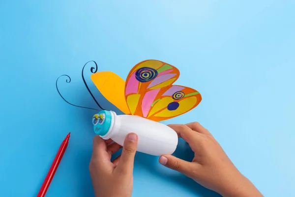 Yoğurt plastik şişesi çocuklar için, DIY, yoğurt kavanozundan yapılır.
