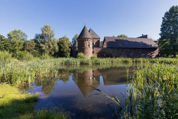Oberhausen Vue Sur Les Tours Défense Château Vondern Reflétée Dans — Photo