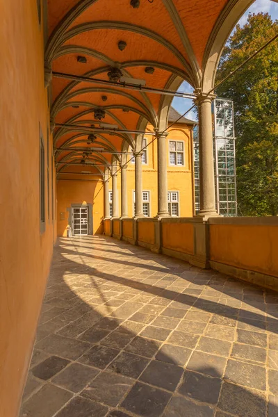 Rheydt Şatosu - Manor House, Almanya 'da Loggia' ya bakın, Moenchengladbach 01.09.2017