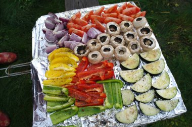 Izgara için baharatlı sebze ve mantar seti, seçici odaklanma. Yüksek kalite fotoğraf