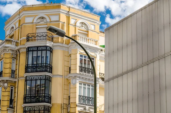 西班牙马德里 2017年9月3日 巴塞罗市场的建筑细节 德巴塞罗 根据马德里市议会主办的获奖项目 在马德里建造 2009 2014 由建筑师恩里克 Sobejano — 图库照片