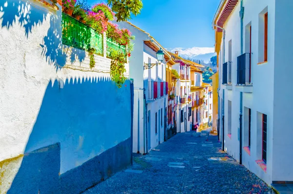 Granada, Andalusia, Güney İspanya mimari renkli çizimi