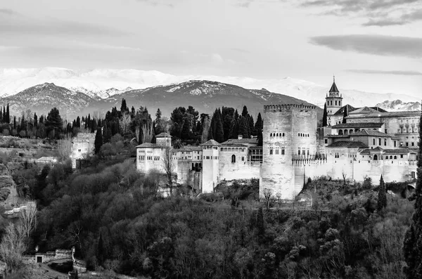 Panoráma Města Granada Jižní Španělsko Palácem Alhambra Obrazu Pozadí Černé — Stock fotografie