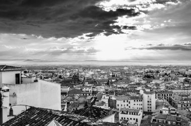 Kentsel peyzaj, Granada şehir manzaralı, Andalusia, Güney İspanya, siyah beyaz resim