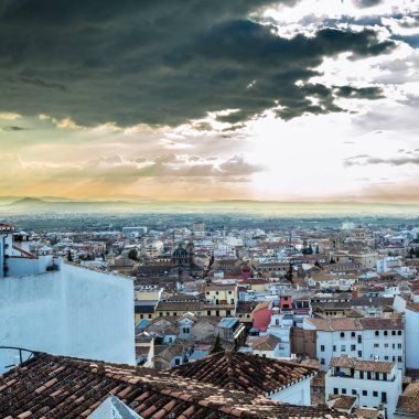 Kentsel peyzaj, Granada şehir manzaralı, günbatımı, Andalusia, Güney İspanya