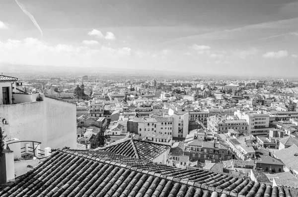 Kentsel peyzaj, Granada şehir manzaralı, Andalusia, Güney İspanya, siyah beyaz resim