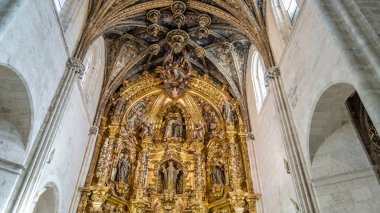 Palencia, İspanya - 27 Mart 2016: İç görünüm San Francisco Kilisesi Palencia (Kastilya ve Leon), İspanya