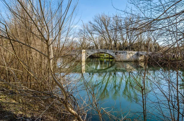 Středověký Kamenný Most Přes Řeku Mršiny Palencia Kastilie León Španělsko — Stock fotografie