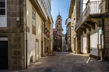 Santiago De Compostela, İspanya - 4 Nisan 2015: Kentsel sahnede Santiago de Compostela, Galiçya, İspanya