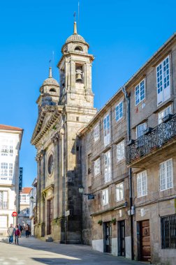 Santiago De Compostela, İspanya - 4 Nisan 2015: Kentsel sahnede Santiago de Compostela, Galiçya, İspanya