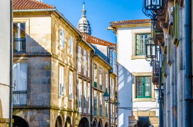 Santiago de Compostela, İspanya, renkli resimde mimarisinde