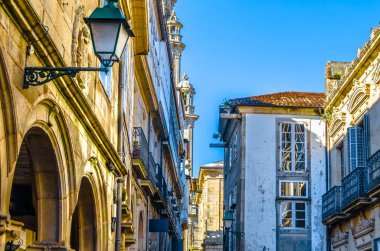 Santiago de Compostela, İspanya, renkli resimde mimarisinde