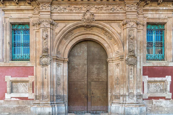 Murcia Piskoposluk Sarayı (İspanya 'nın Murcia Bölgesi), 18. yüzyılda Rokoko tarzı tarihi bir bina.