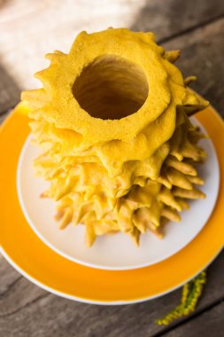 Ağaç kek. Baumkuchen, ne zaman? Geleneksel Almanya ve Litvanya katmanlı pasta