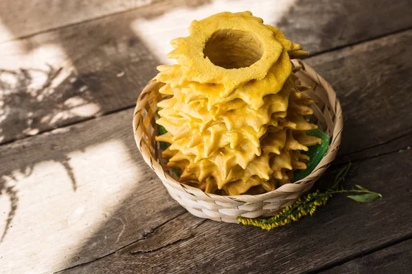 Ağaç kek. Baumkuchen, ne zaman? Geleneksel Almanya ve Litvanya katmanlı pasta