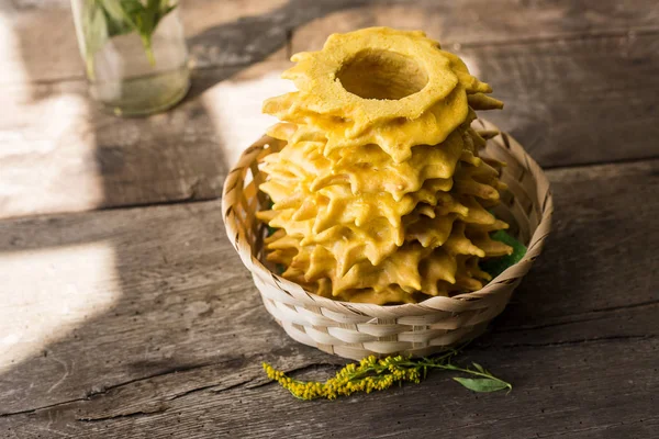 Ağaç kek. Baumkuchen, ne zaman? Geleneksel Almanya ve Litvanya katmanlı pasta