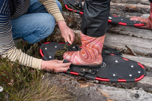 Geräte Für Die Bewegung Durch Den Sumpf Sümpfe Und Gummistiefel — Stockfoto