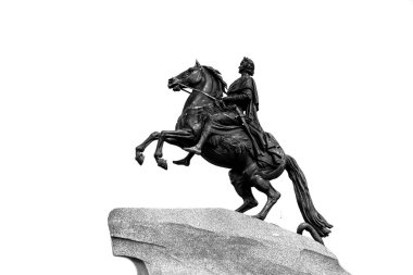 Bronz atlı bir tarihseldir imparator Peter anıt ben Senato üzerinde St. Petersburg'da kare.