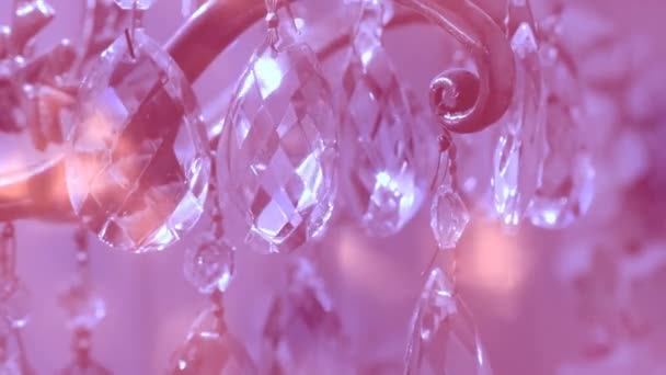 Szkło Musujące Kolory Charms Przezroczyste Cięcie Kryształowe Wisiorki — Wideo stockowe