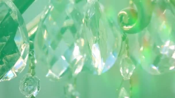 Encantos Cristal Colores Brillantes Cristal Corte Claro Los Colgantes — Vídeo de stock