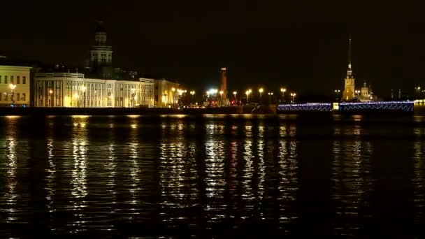 Vista Panorâmica Sobre Ponte Stock São Petersburgo Noite Sity Mística — Vídeo de Stock