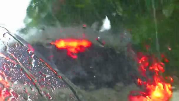 Lluvia de huracán en la carretera en coche. — Vídeos de Stock