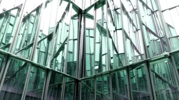 Rascacielos Arquitectónico Cristal Edificio Moderno Con Paredes Cristalería — Vídeo de stock
