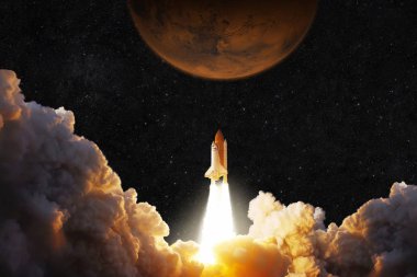 Uzay aracının uzaya çıkartıyor. Roket Mars'a gider. Kızıl gezegen Mars uzay