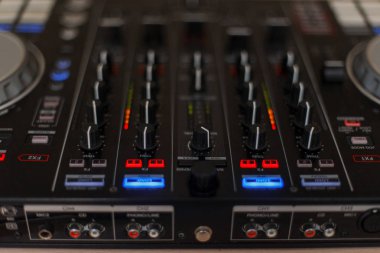 Ses denetleyicisi. Dj Mikser