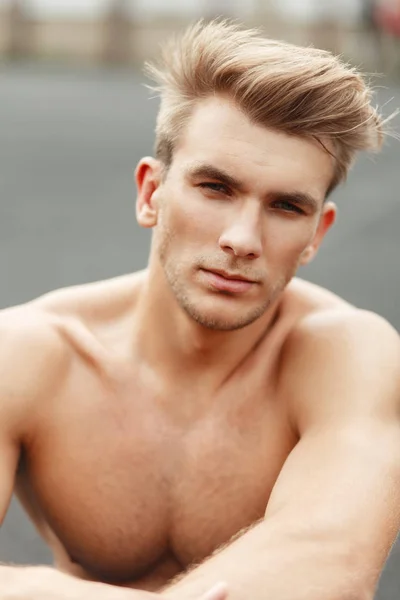 Fresh Portrait Handsome American Guy Hairstyle Healthy Sports Body Street — Stock Photo, Image