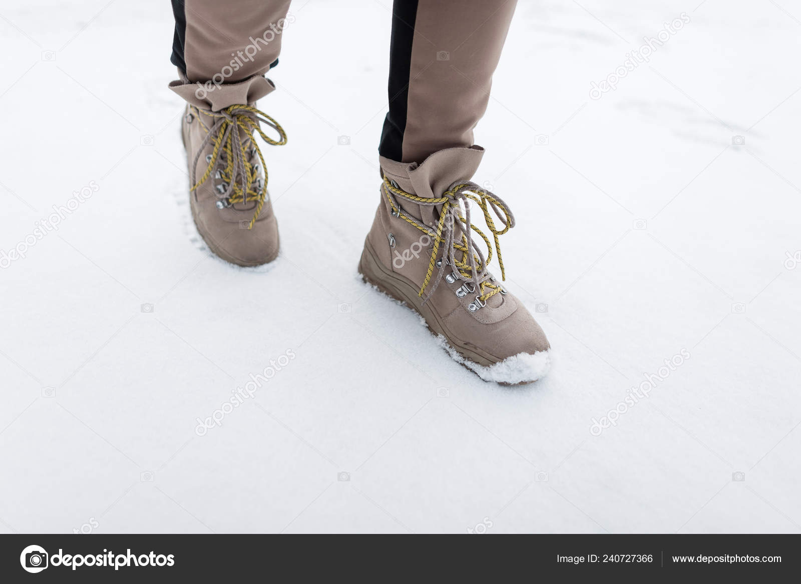 stylish snow shoes