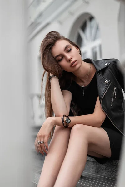 veste noire courte femme