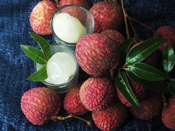 Taze Lychy kırmızısı Tayland meyvesi harika ve tatlı tast 